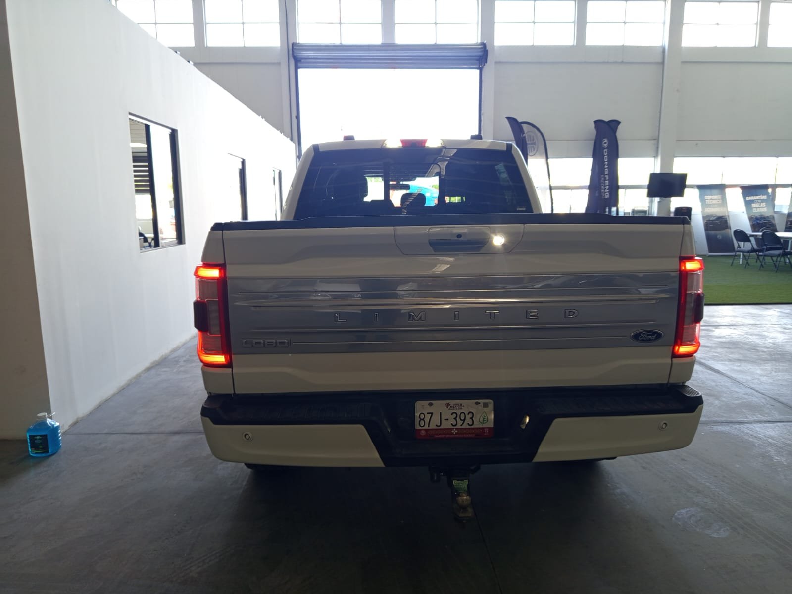 Ford Lobo Limited hybrida miniatura 5